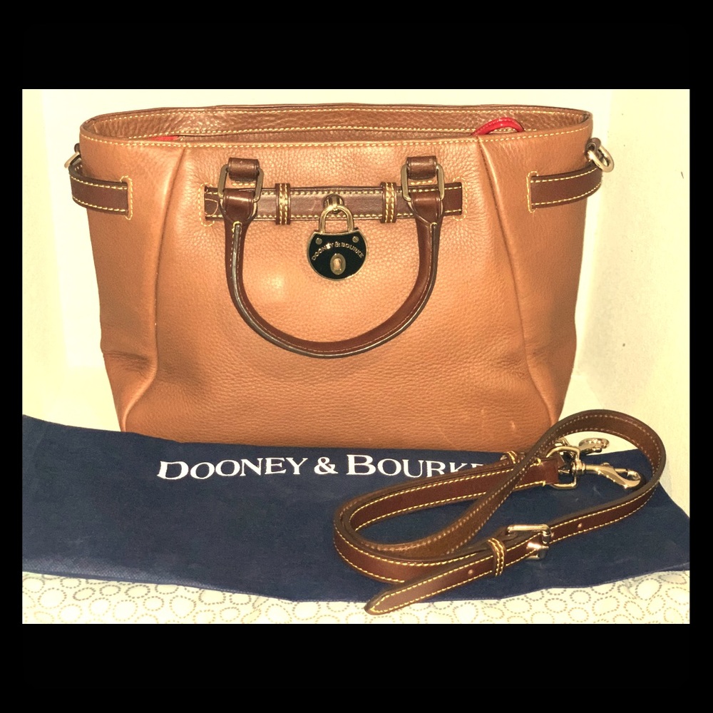 🎈 Dooney & Bourke Pebble Leather Samba